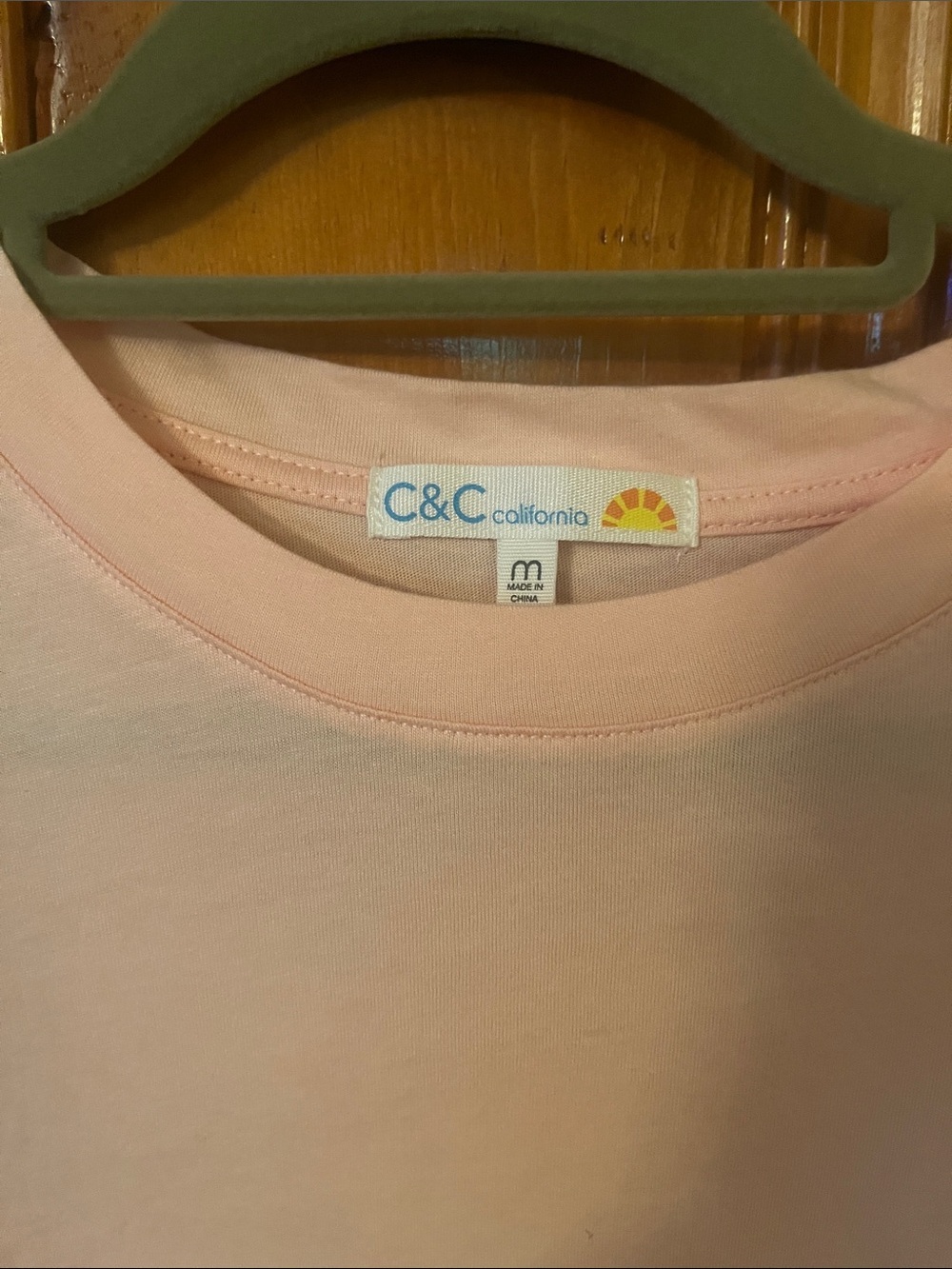 C&C California Pale Pink Crochet Sleeve shirt - Picture 2 of 4